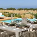 Summera Family House בית נופש *